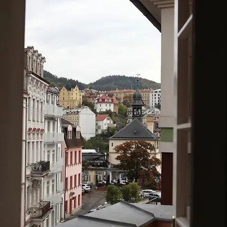 7k-zamecky Vrch 2 * Karlovy Vary